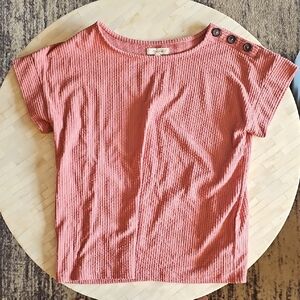 Madewell Short-Sleeve Textured Knit Top in Dusty Pink with Shoulder Buttons